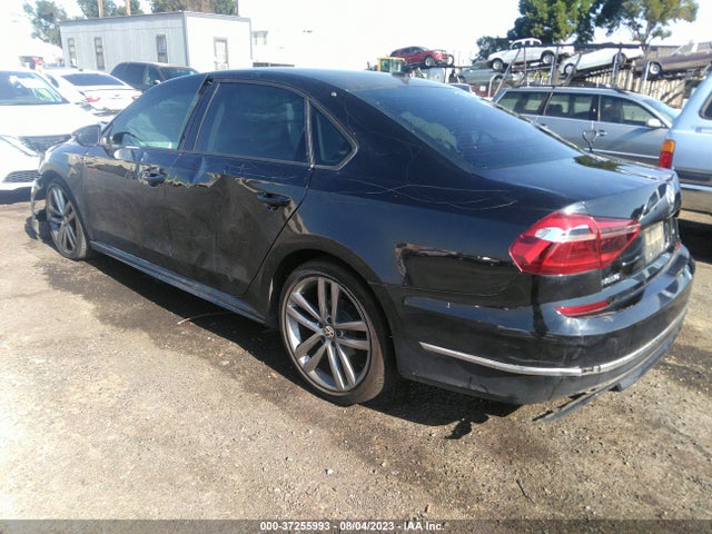 1VWAA7A38JC040150 Volkswagen Passat R-line
