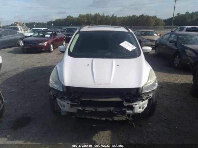 1FMCU0GX2FUA21787 Ford ESCAPE SE
