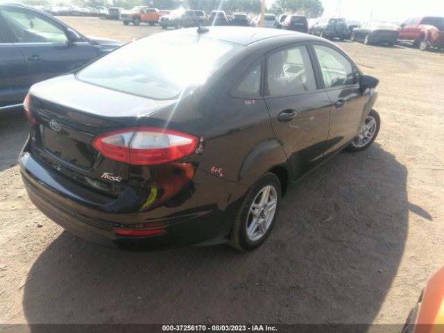 3FADP4BJ3HM155487 Ford FIESTA SE