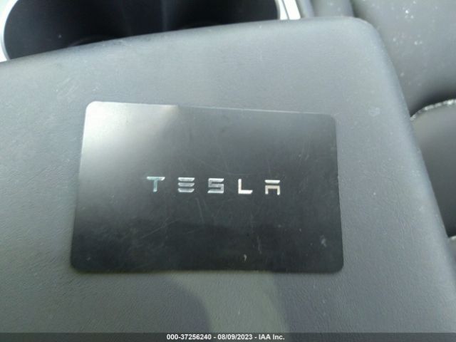 5YJ3E1EA3PF549273 Tesla MODEL 3