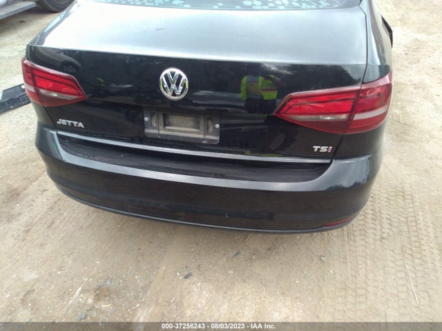 3VW267AJ8GM418558 Volkswagen Jetta Sedan 1.4t S