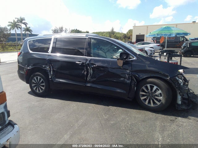 Chrysler Pacifica Hybrid Touring L 2021 2C4RC1L72MR594146 Image 13