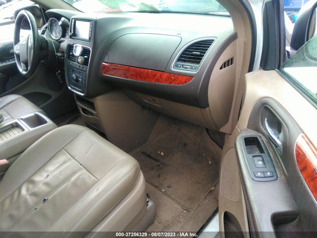 2C4RC1BG8FR694563 Chrysler Town & Country Touring