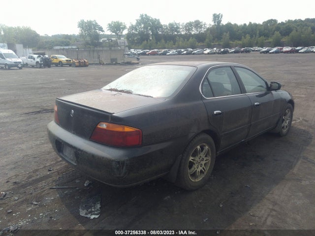 2000 ACURA TL VIN: 19UUA5663YA013811