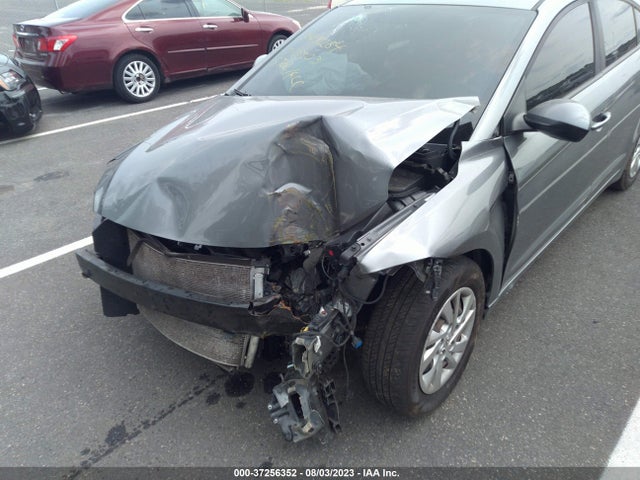 2018 HYUNDAI ELANTRA SE VIN: KMHD74LF1JU446684