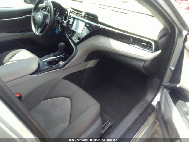 Toyota CAMRY LE 2019 4T1B11HK6KU849249 Image 5