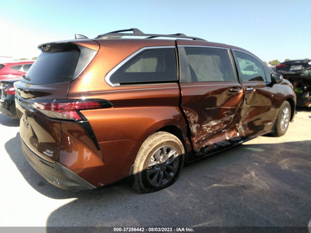 Toyota SIENNA XLE 2021 5TDYRKEC2MS072392 Image 4
