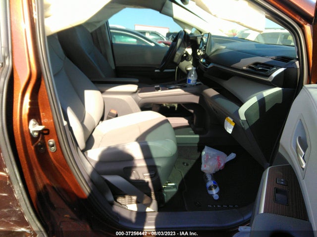 Toyota SIENNA XLE 2021 5TDYRKEC2MS072392 Image 5