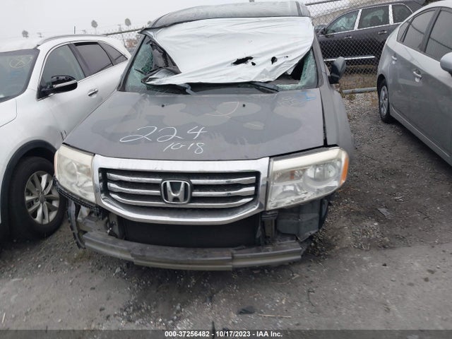 2014 HONDA PILOT LX VIN: 5FNYF3H24EB002996