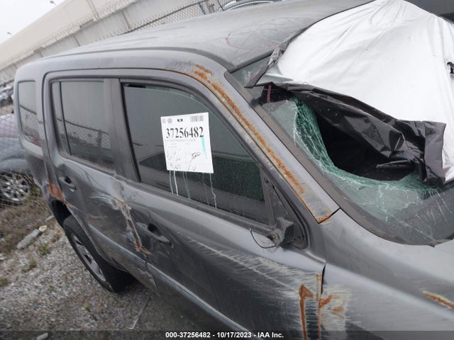 2014 HONDA PILOT LX VIN: 5FNYF3H24EB002996