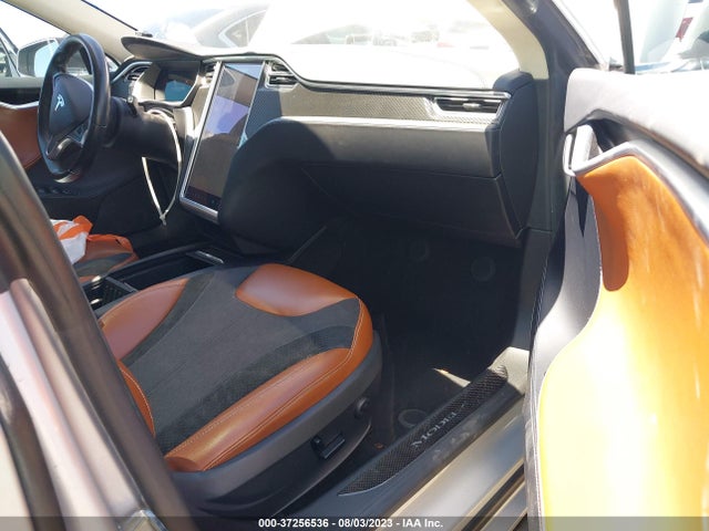 Tesla Model S 70 Kwh 2016 5YJSA1E10GF152403 Image 12