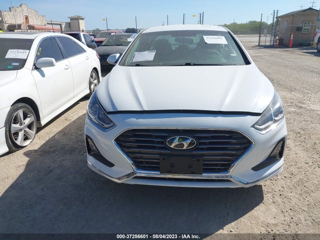Hyundai SONATA SE 2019 5NPE24AF1KH749860 Image 12
