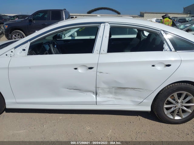 Hyundai SONATA SE 2019 5NPE24AF1KH749860 Image 14