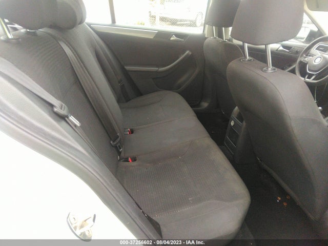 3VWD17AJ0FM245530 Volkswagen Jetta Sedan 1.8t Se