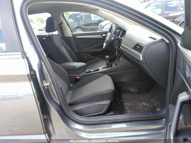 3VWN57BUXMM037850 Volkswagen Jetta S/r-line
