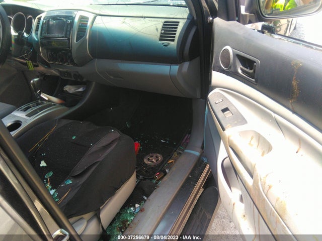 Toyota Tacoma Prerunner 2015 5TFJU4GN3FX071016 Image 11