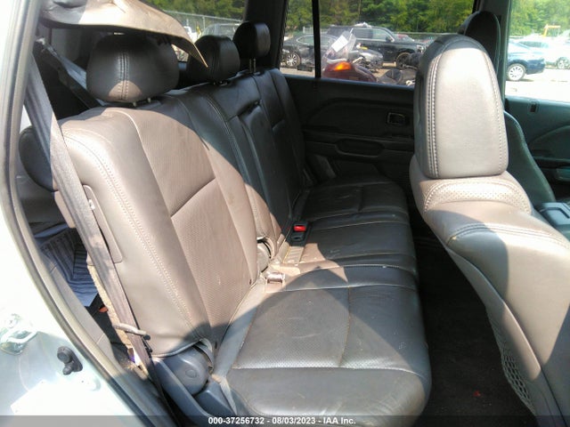 2005 HONDA PILOT EX-L WITH RES VIN: 2HKYF18645H541840