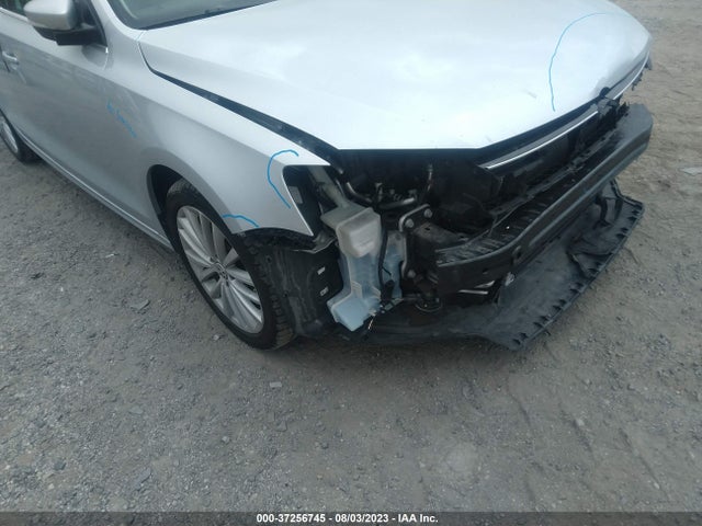 3VWL17AJ1GM314612 Volkswagen Jetta Sedan 1.8t Sel