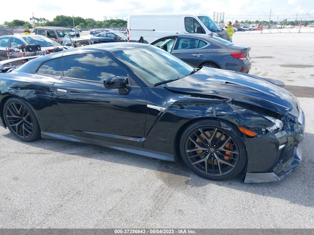 2019 Nissan GT-R, VIN: JN1AR5EF2KM750048