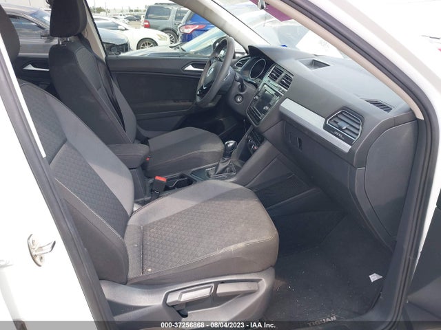 3VV1B7AX5MM034264 Volkswagen TIGUAN S