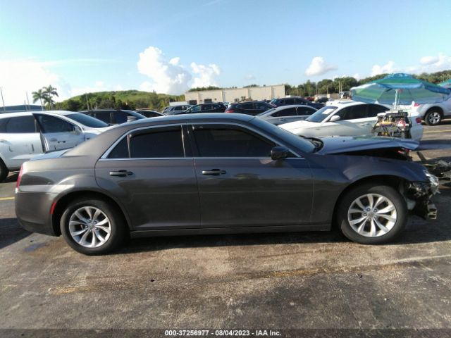 2C3CCAAG4FH931650 Chrysler 300 Limited
