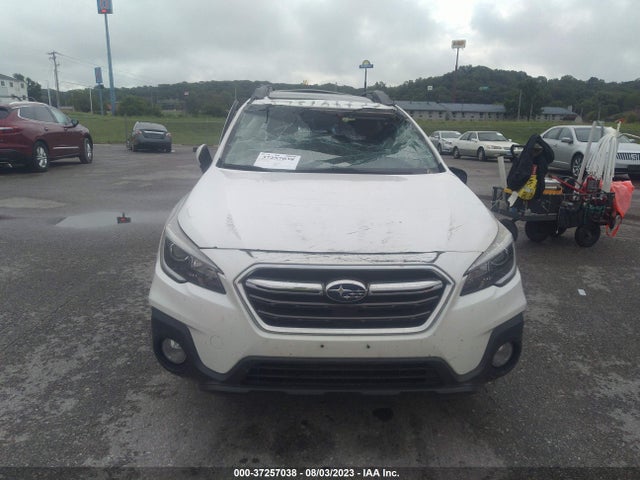 Subaru Outback Limited 2018 4S4BSAKC3J3384447 Image 12