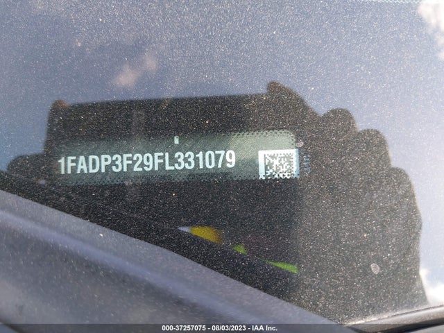 2015 FORD FOCUS SE VIN: 1FADP3F29FL331079