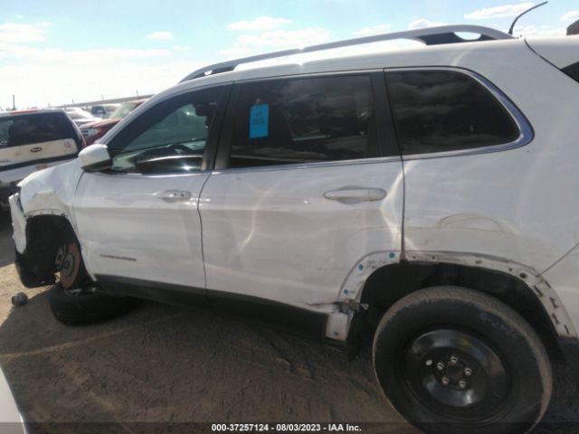 1C4PJLLB3JD518656 Jeep Cherokee Latitude Plus