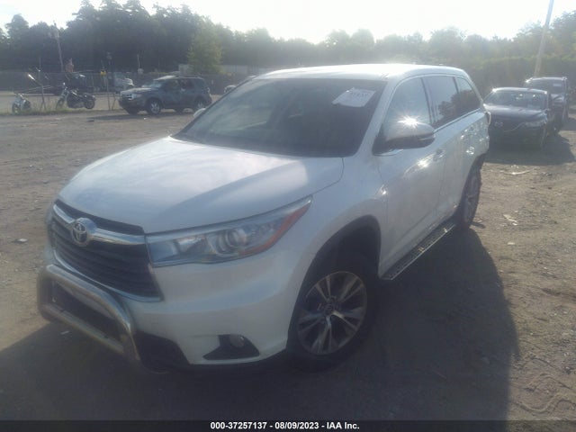 Toyota Highlander Le 2016 5TDBKRFH8GS305080 Image 2