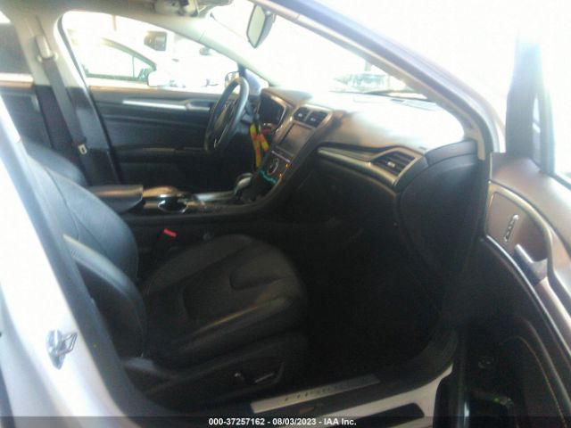 3FA6P0SU5ER337640 Ford Fusion Energi Titanium