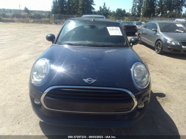 2016 Mini Roadster, VIN: WMWWG5C50G3C19575