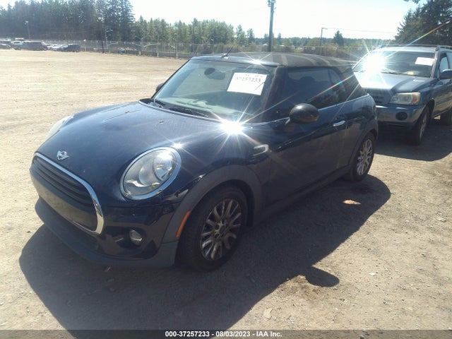 2016 Mini Roadster, VIN: WMWWG5C50G3C19575