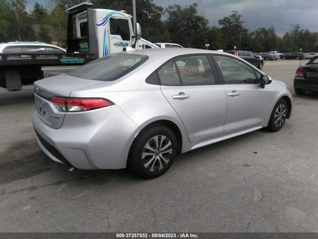 Toyota Corolla Hybrid Le 2022 JTDEAMDE9NJ043253 Image 4