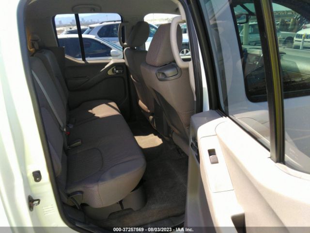 1N6AD0ER8EN756876 Nissan Frontier Sv