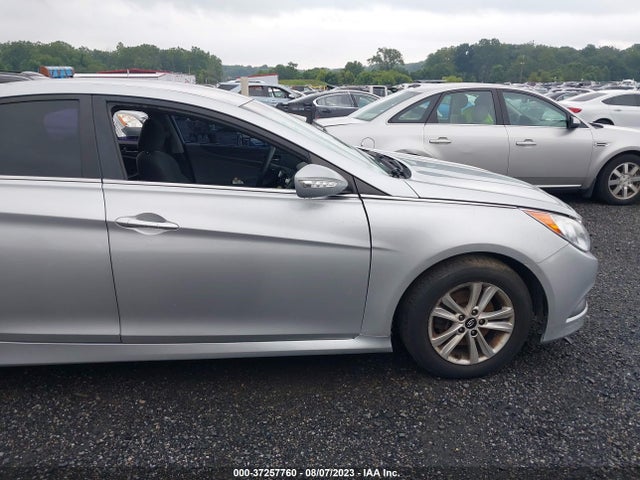 2014 HYUNDAI SONATA GLS VIN: 5NPEB4AC9EH829840