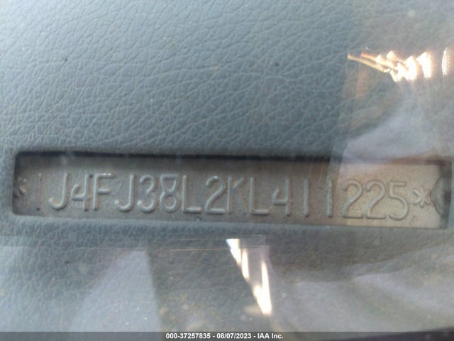 1989 JEEP CHEROKEE PIONEER VIN: 1J4FJ38L2KL411225