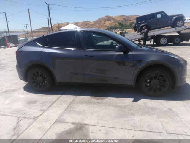 7SAYGDEE0PA099960 Tesla Model Y Long Range