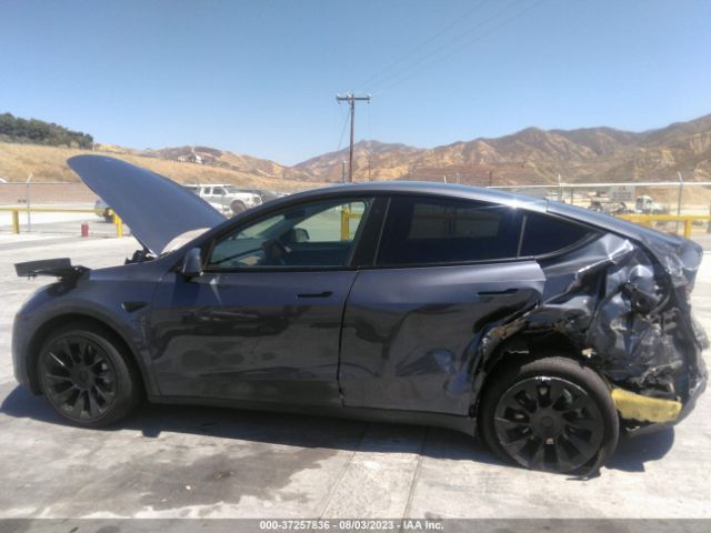 7SAYGDEE0PA099960 Tesla Model Y Long Range