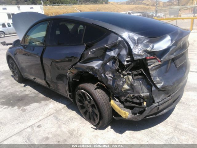 7SAYGDEE0PA099960 Tesla Model Y Long Range