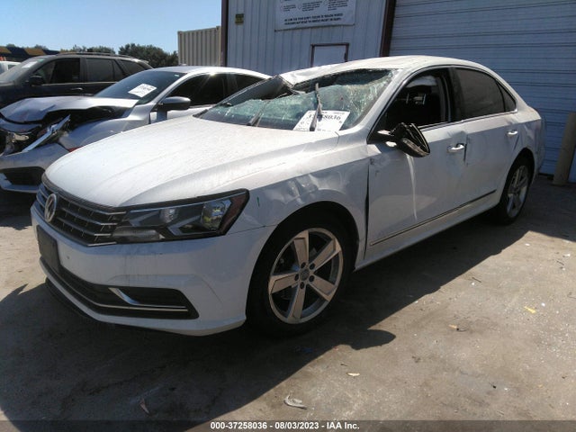 1VWAT7A38HC018525 Volkswagen Passat 1.8t S