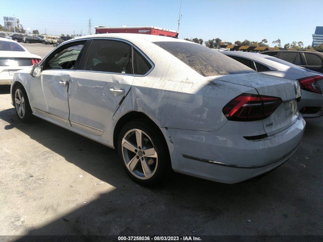 1VWAT7A38HC018525 Volkswagen Passat 1.8t S