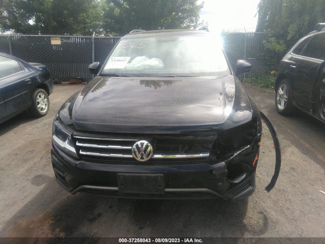 3VV2B7AX8LM027490 Volkswagen TIGUAN SE