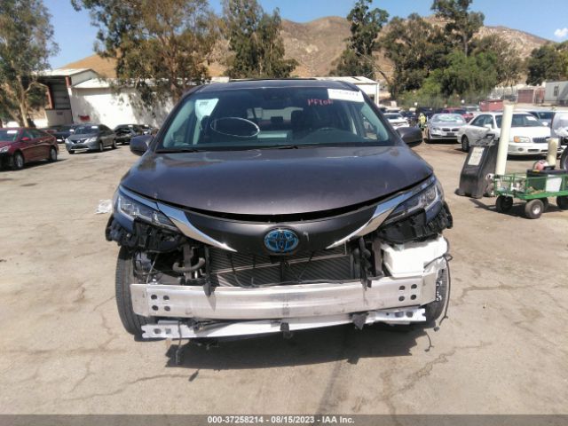 5TDJRKEC9MS020520 Toyota SIENNA XLE