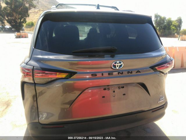 5TDJRKEC9MS020520 Toyota SIENNA XLE