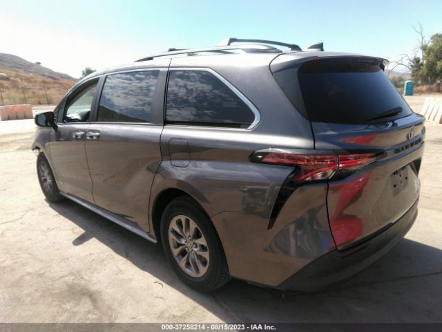 5TDJRKEC9MS020520 Toyota SIENNA XLE