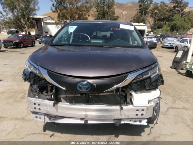 5TDJRKEC9MS020520 Toyota SIENNA XLE