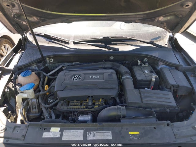 1VWAS7A3XFC007168 Volkswagen Passat 1.8t Wolfsburg Ed