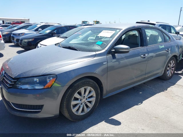 1VWAS7A3XFC007168 Volkswagen Passat 1.8t Wolfsburg Ed