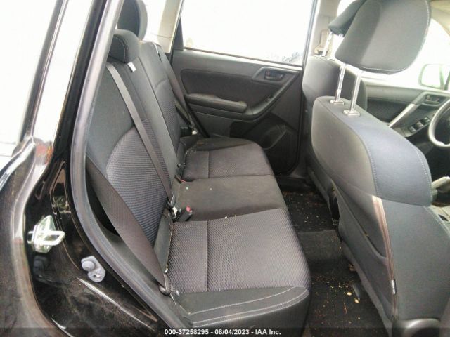 JF2SJABCXJH427922 Subaru Forester