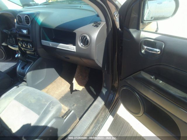 1C4NJCBA7GD641790 Jeep Compass Sport